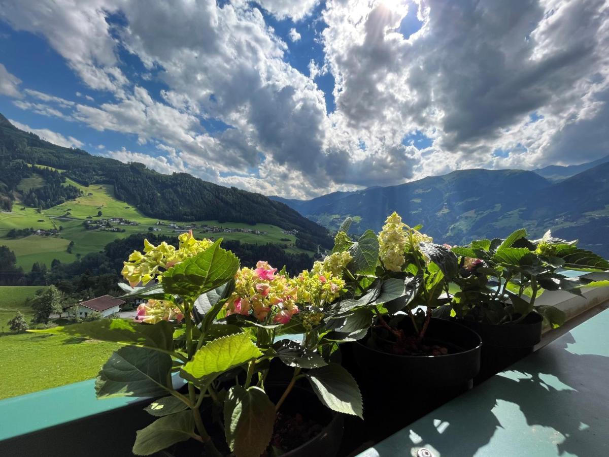 Landhaus Höllwarth Zell am Ziller Exterior foto