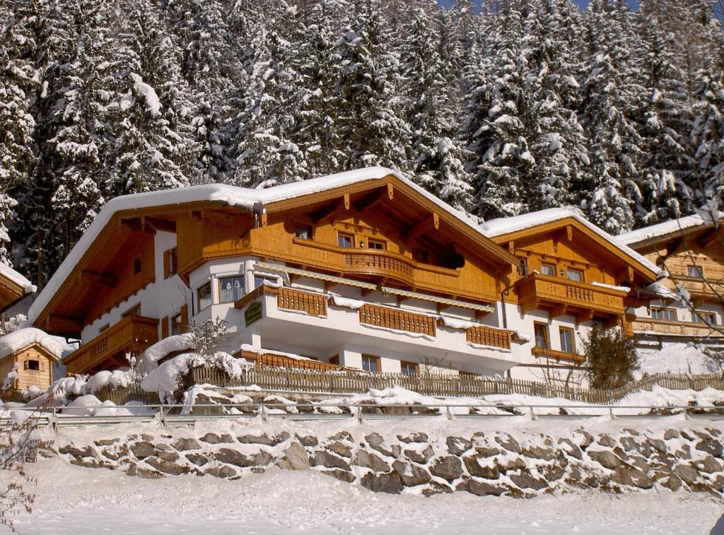 Landhaus Höllwarth Zell am Ziller Exterior foto